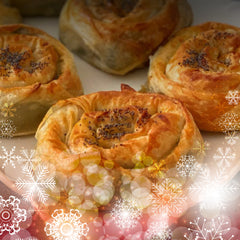Rose pastry with minced meat (Kiymali gul boregi)