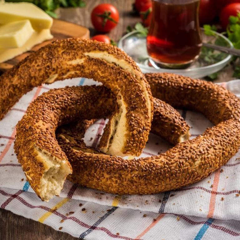 Simit (Turkish bagel).